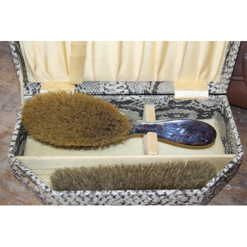 198 - VINTAGE TRAVELLING HANDBAG AND BRUSH SET