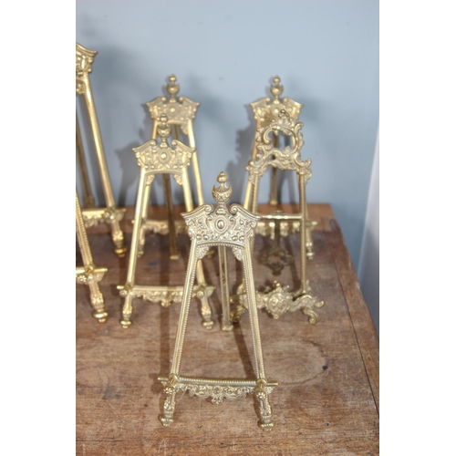 251 - 10 X BRASS BOOK STANDS