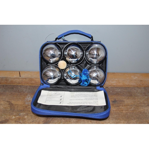 325 - VINTAGE SET OF BOULES