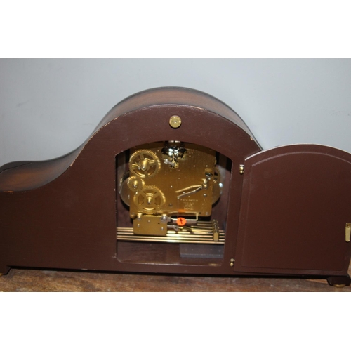 335 - VINTAGE FRANZ HERMLE MANTLE CLOCK
23CM BY 46CM