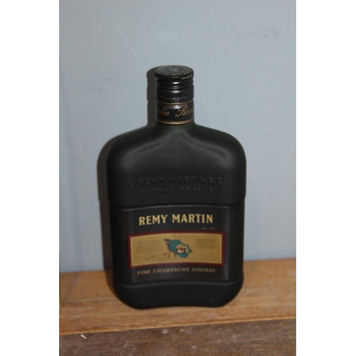 391 - REMY MARTIN COGNAC