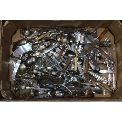 468 - BOX OF PLATED WEAR