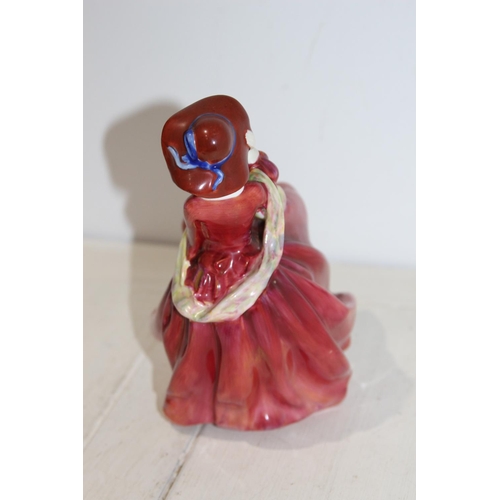 508 - ROYAL DOULTON TOP O THE HILL FIGURE
20CM