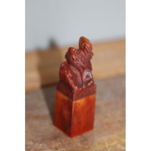 630 - ORIENTAL WOODEN SEAL A/F
TINY CHIP OFF EAR