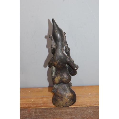 642 - ETHNIC BRONZE FIGURE
21CM