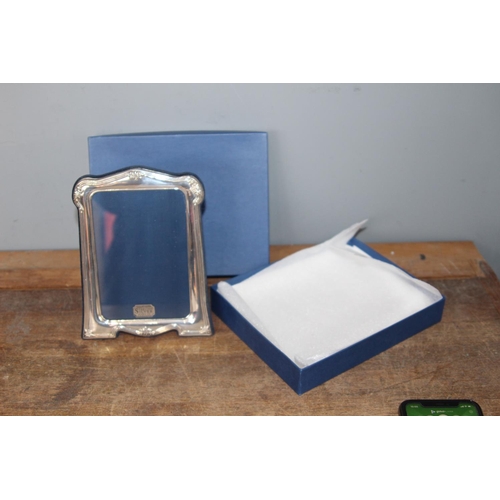 660 - SILVER PHOTO FRAME IN BOX 1992 - CARR OF SHEFFIELD