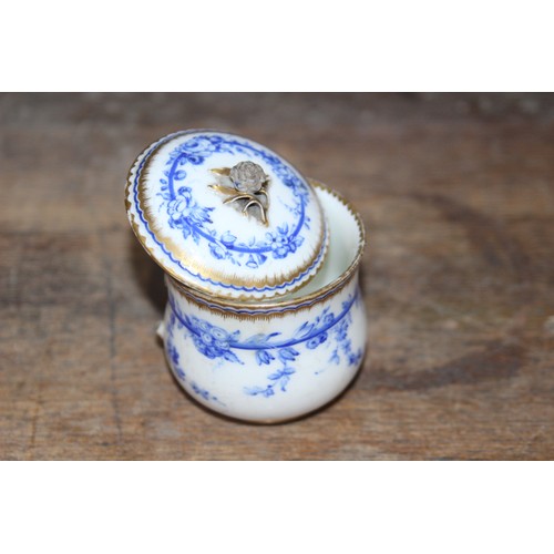 181A - VINTAGE ORIENTAL TEA CUP AND COVER
HANDLE MISSING