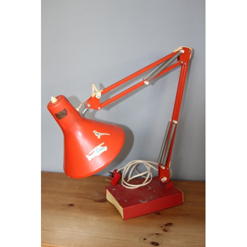 101 - VINTAGE ITALIAN ANGLEPOISE
70CM