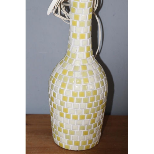 119 - RETRO BOTTLE LAMP
34CM