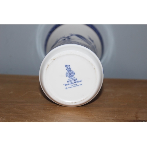 218 - ROYAL DOULTON BOOTHS REAL OLD WILLOW VASE
16CM