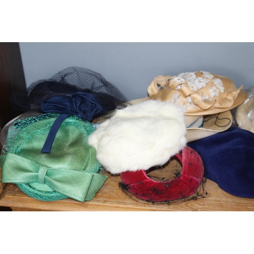 256 - BOX OF VINTAGE HATS