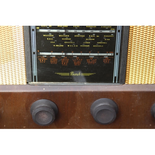 317 - VINTAGE BUSH RADIO