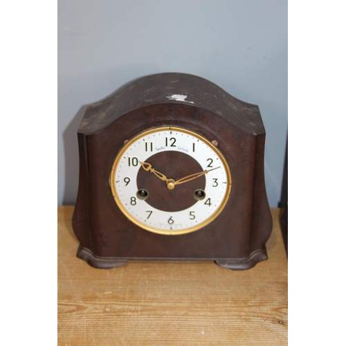 357 - 2 X VINTAGE CLOCKS