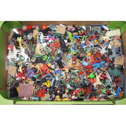 358 - QUANTITY OF RETRO TOYS