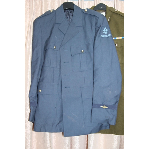 386 - QUANTITY OF MILITARY UNIFORMS