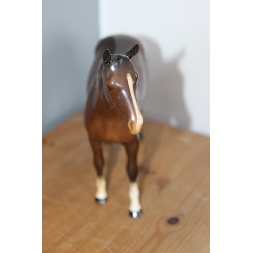 535 - BESWICK HORSE
20CM HIGH