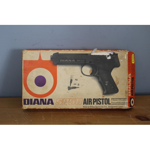 587 - VINTAGE DIANA SP50 AIR PISTOL