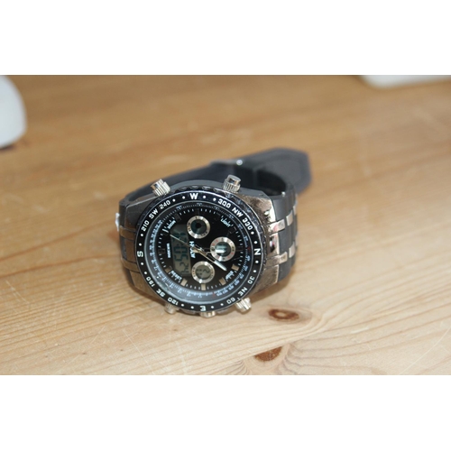 619 - MULTIFUNCTIONAL WATCH