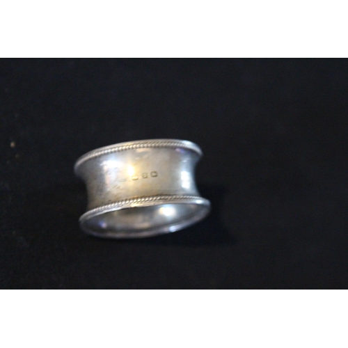 648 - SILVER NAPKIN RING - BIRMINGHAM 1899 - GEORGE UNITE - 10.5grams