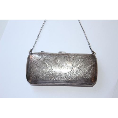 658 - SILVER PURSE - CHESTER 1915 - E J TREVITT & SONS - 82grams INCLUDES LINING