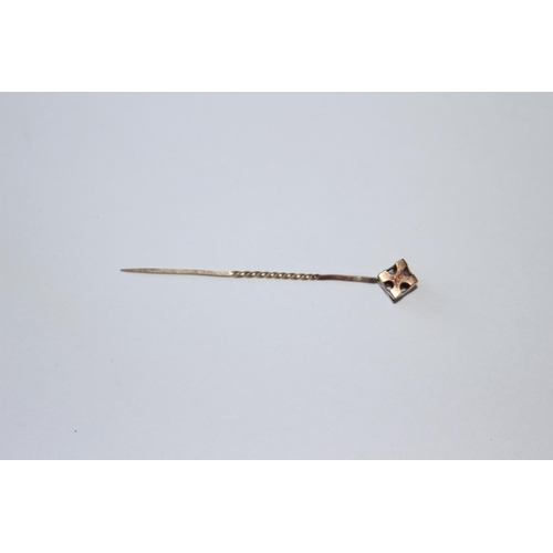 682 - 2 X 9CT GOLD STICK PINS