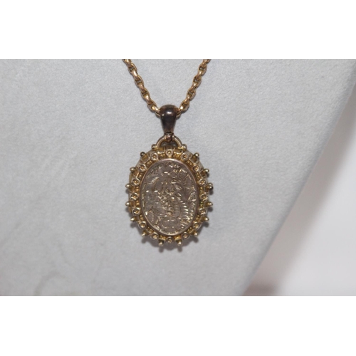 686 - 9CT GOLD CHAIN AND LOCKET 15grams