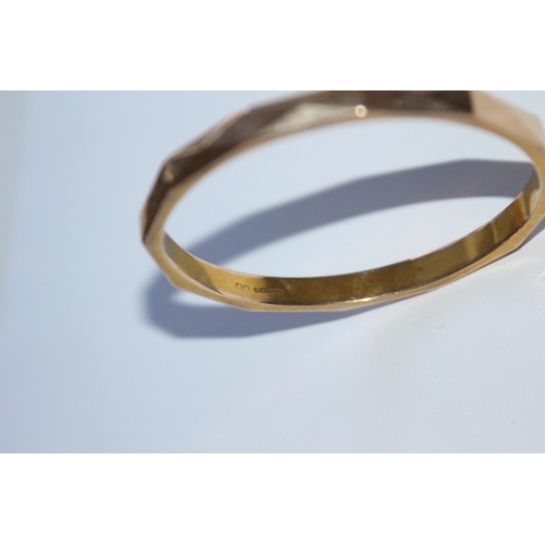 695 - 9CT GOLD BANGLE - 13.2GRAM