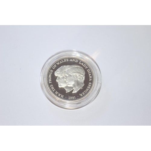 723 - ROYAL MINT SILVER PROOF CHARLES AND DIANA COIN