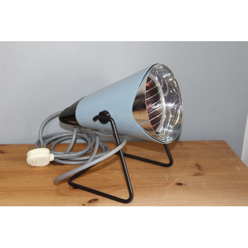 95 - RETRO HEAT LAMP
26CM