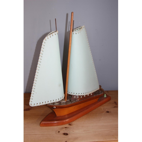 97 - VINTAGE SHIP LAMP
46CM