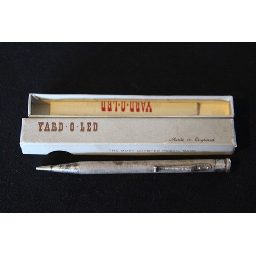 628 - YARD O LED SILVER PROPELLING PENCIL IN BOX - LONDON 1961 - JOHNSTON, MATTHEY AND CO  - 12CM