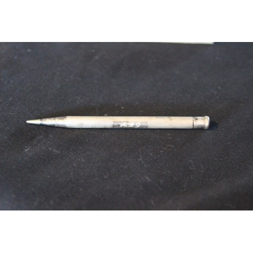 628 - YARD O LED SILVER PROPELLING PENCIL IN BOX - LONDON 1961 - JOHNSTON, MATTHEY AND CO  - 12CM