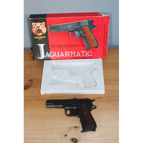 586 - JAGUARMATIC BB GUN