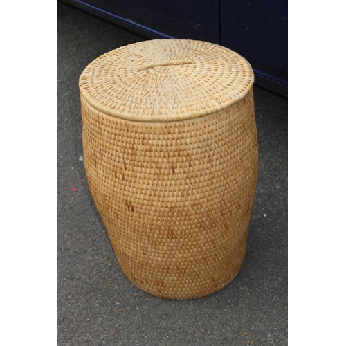 25 - WICKER LAUNDRY BASKET
44CM X 58CM