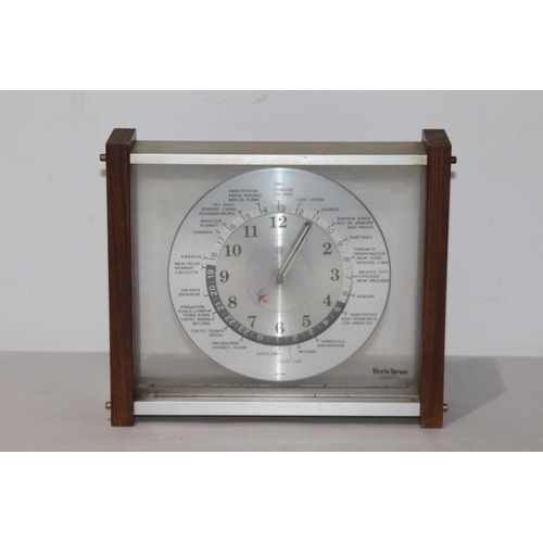 438 - VERICHRON QUARTZ WORLD CLOCK