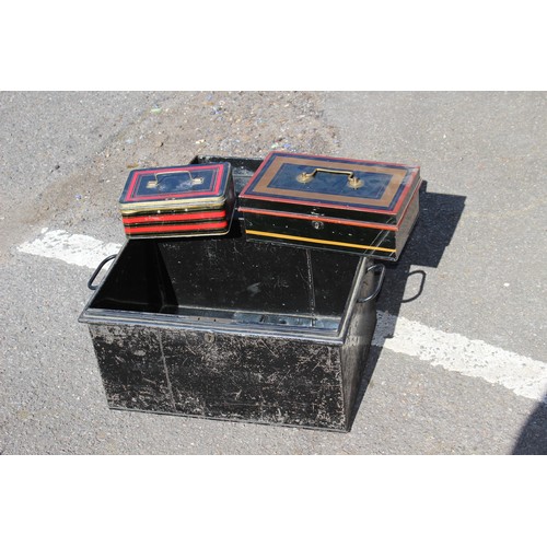 36 - METAL TRUNK AND CASH BOXES
46CM X 29CM