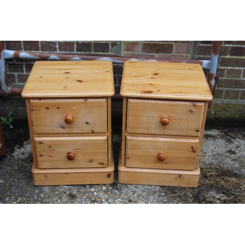 124 - PAIR OF PINE BEDSIDE TABLES
49 X 48 X 61CM