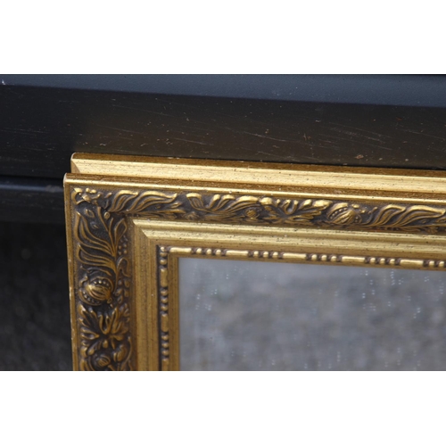 224 - GILT FRAMED MIRROR
42 X 63CM