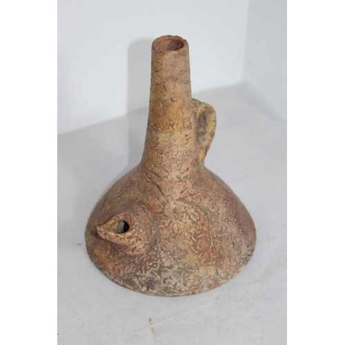 342 - VINTAGE POTTERY JUG
26CM