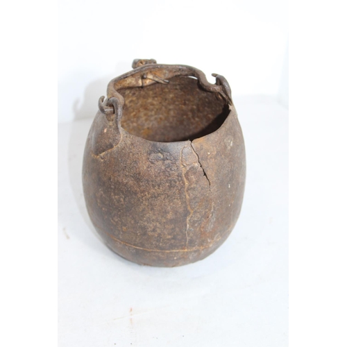 369 - ANTIQUE CAST IRON CAULDRON