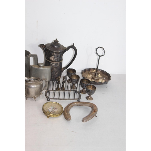 446 - LARGE QUANTITY OF METALWARE