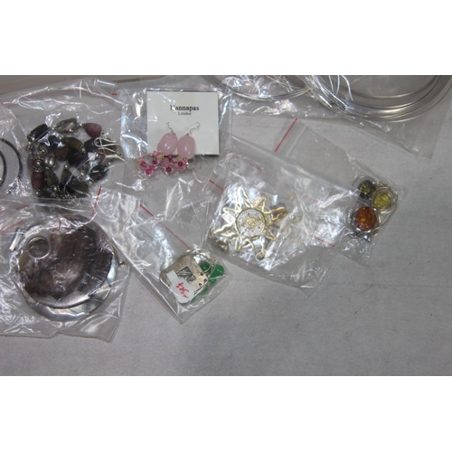 459 - QUANTITY OF 925 STAMPED SILVER JEWELLERY