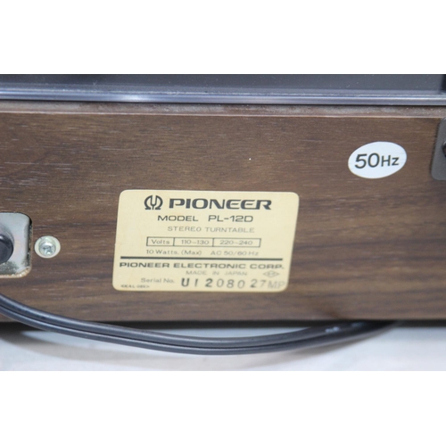 470 - PIONEERS TURNTABLE