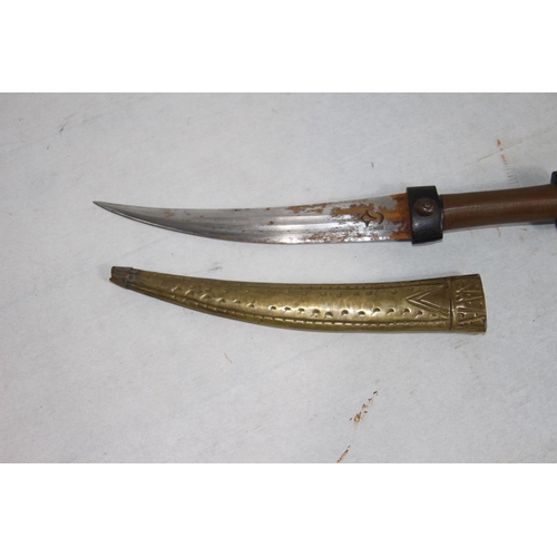 630 - ARABIAN KNIFE
35 CM