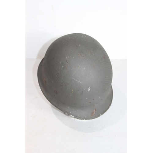 657 - WW2 BELGIUM HELMET