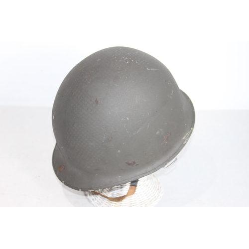 657 - WW2 BELGIUM HELMET