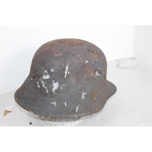 663 - WW1 GERMAN HELMET 1916 PATTERN