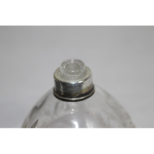 894 - LARGE SCENT BOTTLE WITH STOPPER AND 800 SILVER LID - DENT ON LID
12CM