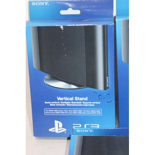 421 - PLAYSTATION STANDS