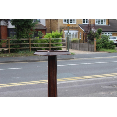 33 - VINTAGE OAK POT STAND
145CM